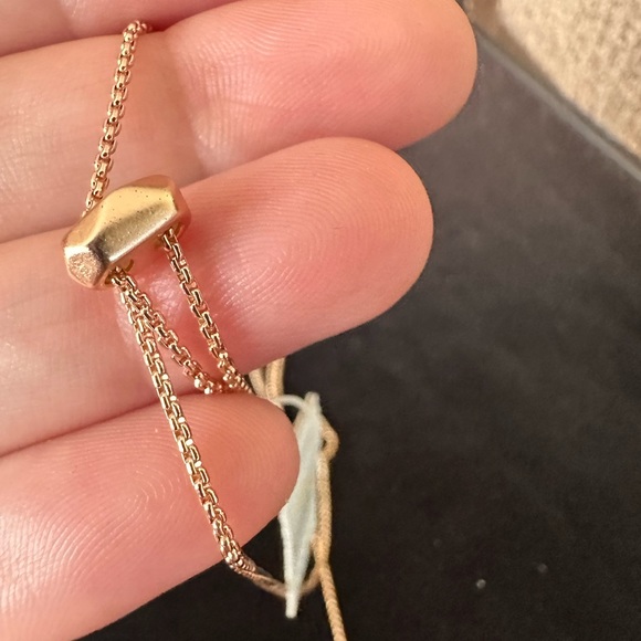 NWT! Kendra Scott pink druzy Lilly rose Gold necklace. - Picture 8 of 8